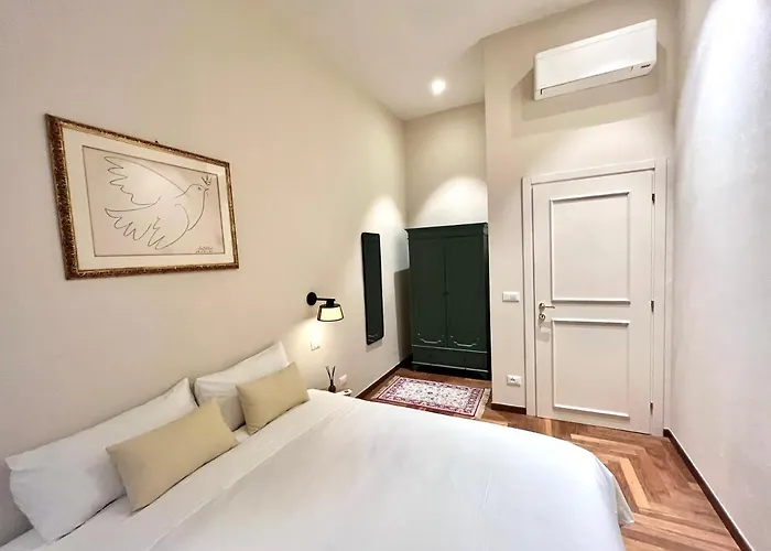 De' Musei Suites - Premium Two-Bedroom Near Piazza Maggiore *