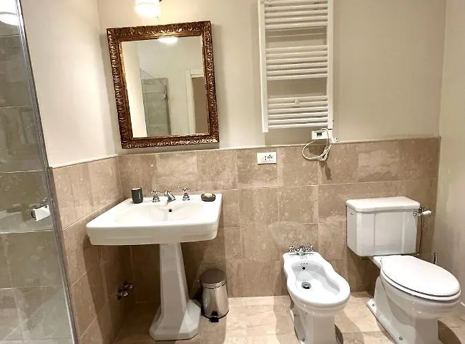 Apartamento Lovely 2 Bedroom Nearby Piazza Maggiore Bolonha